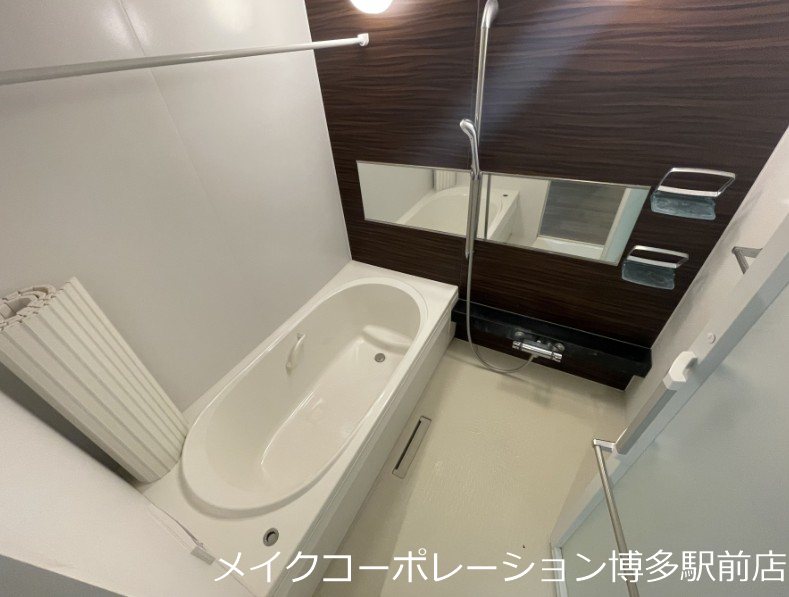 バス・シャワールーム　別部屋参考写真