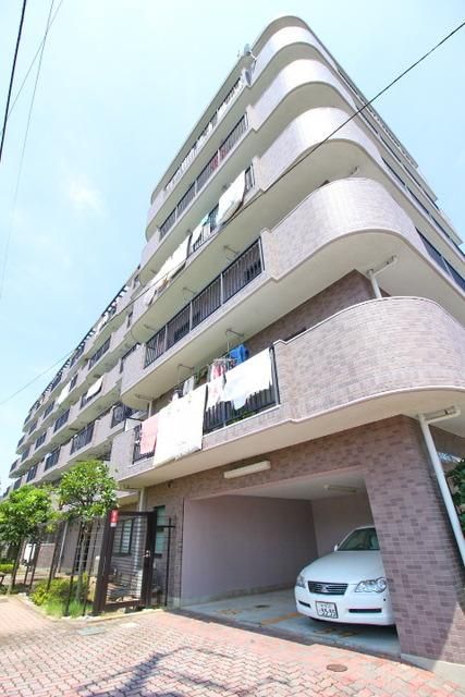 建物外観　ファミリーにおススメのマンション