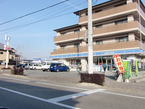 コンビニ　ローソン 宝塚小林三丁目店（コンビニ）まで362m