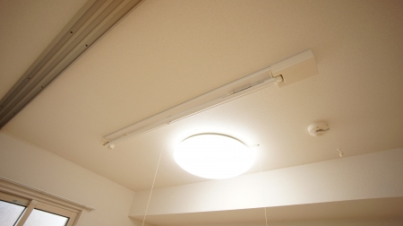 その他設備　室内物干し