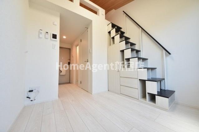 居室・リビング　同仕様写真 宅配ボックス♪WI-FIルーターネット無料♪防犯