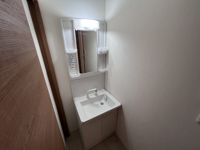 洗面設備　洗髪洗面化粧台付き♪