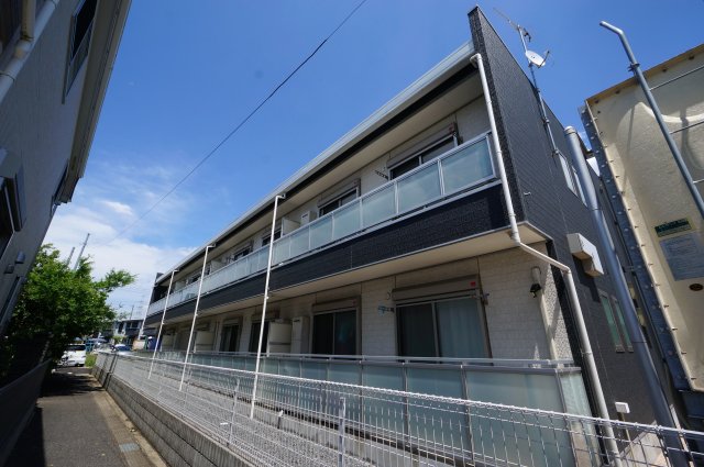 建物外観　物件、駅でお待ち合わせでのご案内歓迎！