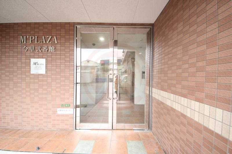 エントランス　毎日通るエントランスはこのようになっています