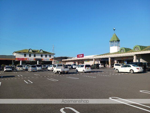 ホームセンター　ＤＣＭ　新居浜店（ホームセンター）まで1400m