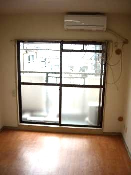 その他設備　エアコン付き