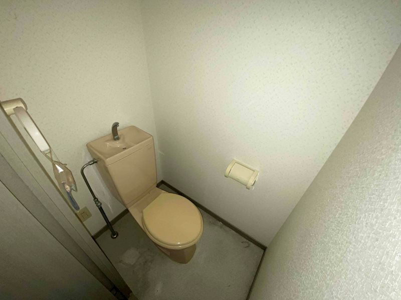 トイレ　別号室イメージ