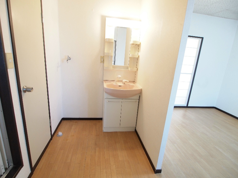 洗面設備　同仕様写真