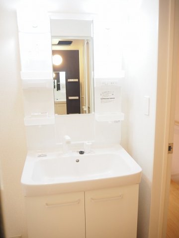 洗面設備　洗面所です