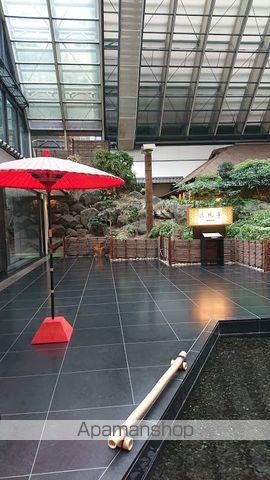 コンビニ　ファミリーマート 目黒アルコタワー店（コンビニ）まで306m