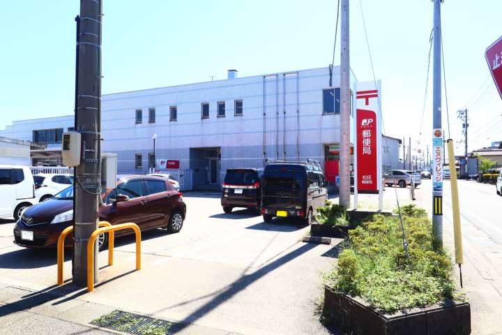 郵便局　松任郵便局（郵便局）まで1054m