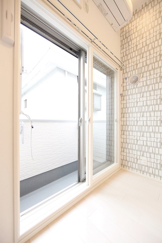 バルコニー　同仕様物件内装