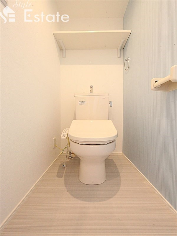 トイレ　同仕様物件内装