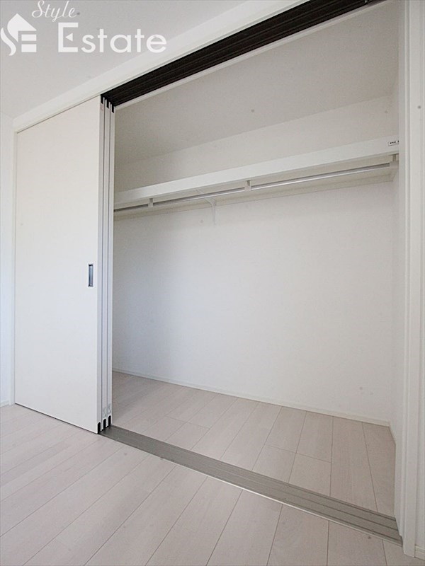 収納　同仕様物件内装