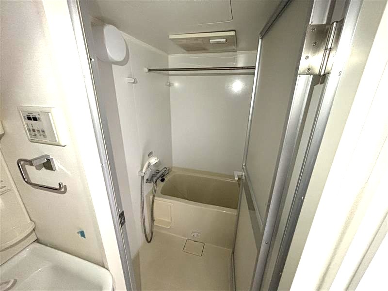 バス・シャワールーム　別部屋の参考となります