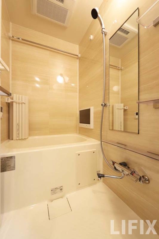 バス・シャワールーム　風呂