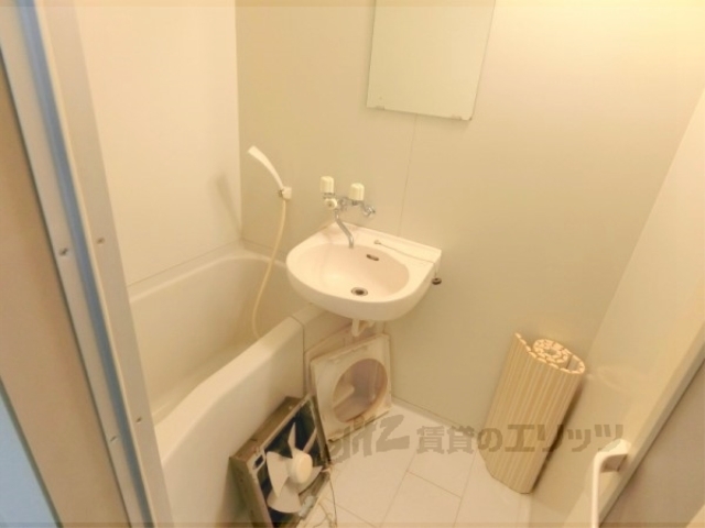 バス・シャワールーム　バス