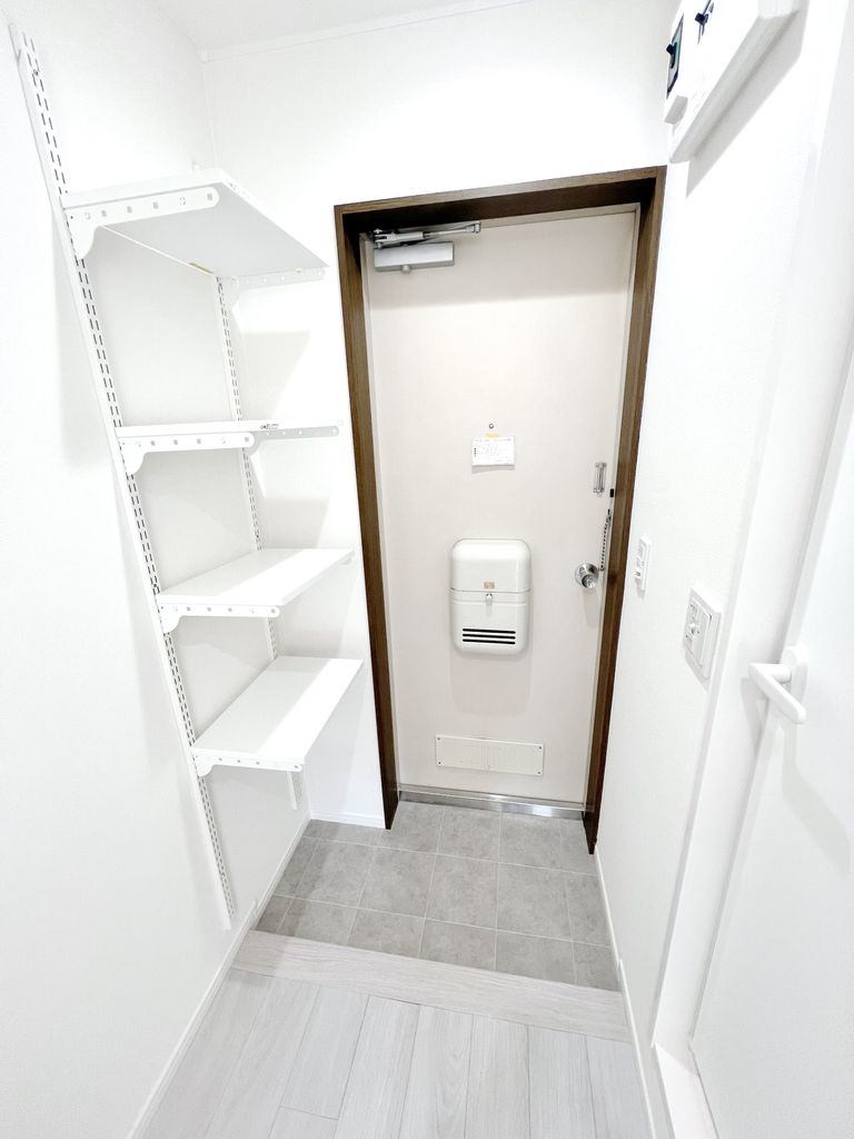 玄関　★お問い合わせはタウンハウジング町田店まで★