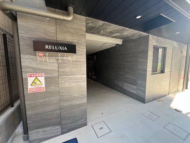 エントランス　エントランス