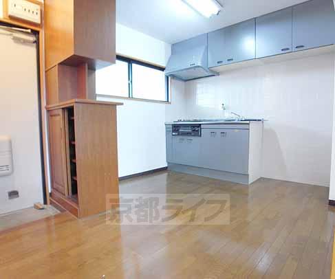 居室・リビング　コンパクトなダイニングキッチン！