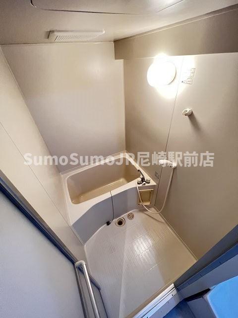 バス・シャワールーム　お風呂で日々の疲れを落としましょう