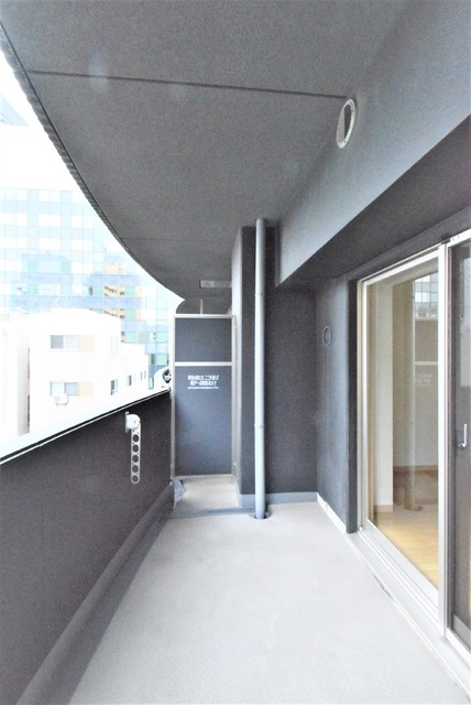 バルコニー　同間取りの別部屋のお写真です。参考までに御覧ください。