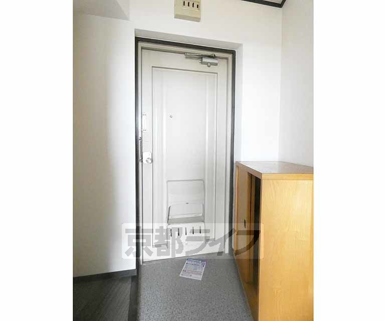 その他設備　しっかりとしたドア。