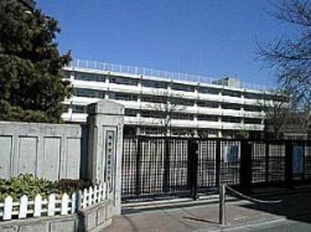 小学校　調布市立第一小学校（小学校）まで681m