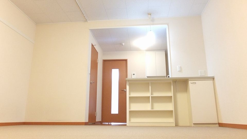 居室・リビング　家具家電付き