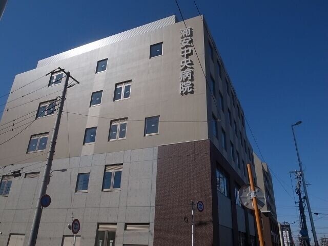 病院　浦安中央病院（病院）まで1016m