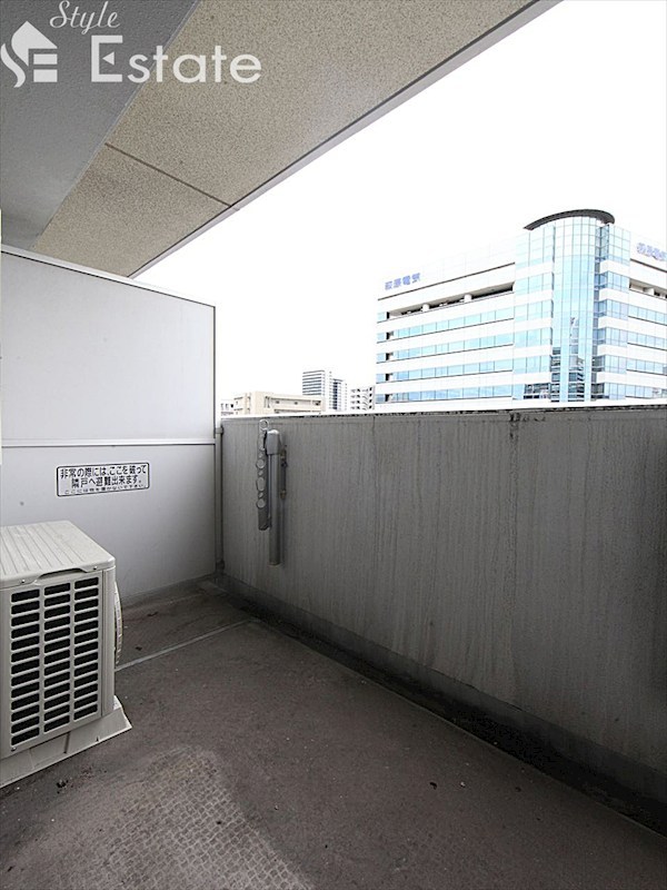 バルコニー　バルコニー