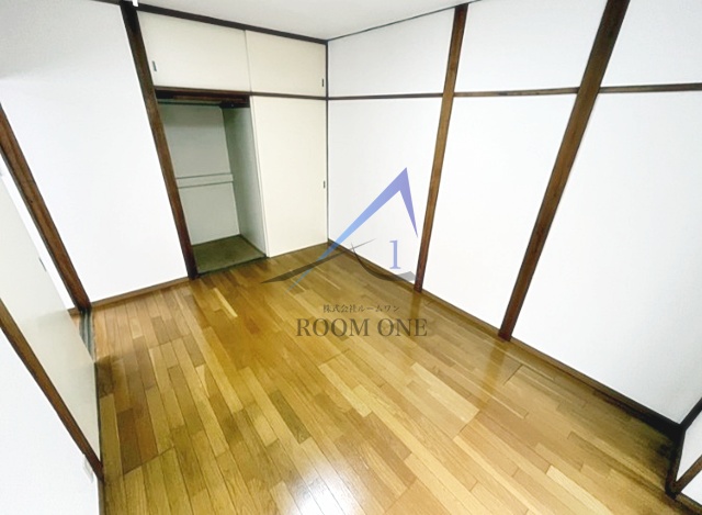 居室・リビング　洋室のお部屋です。