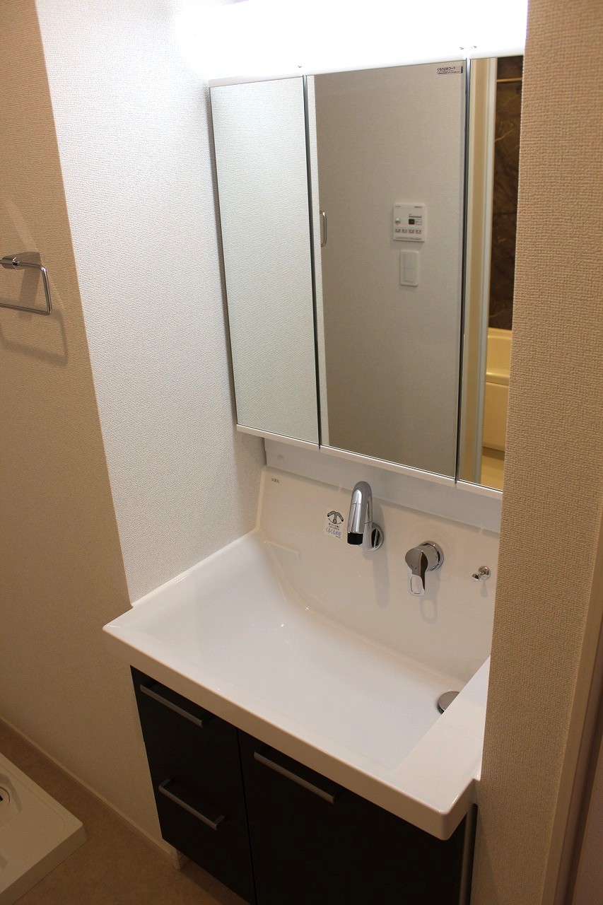 洗面設備　洗髪洗面化粧台