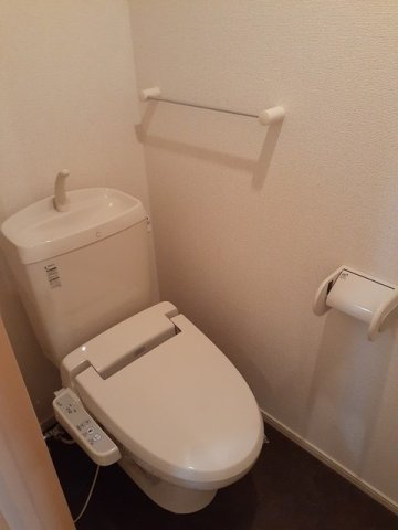 トイレ　コンパクトで使いやすいトイレです