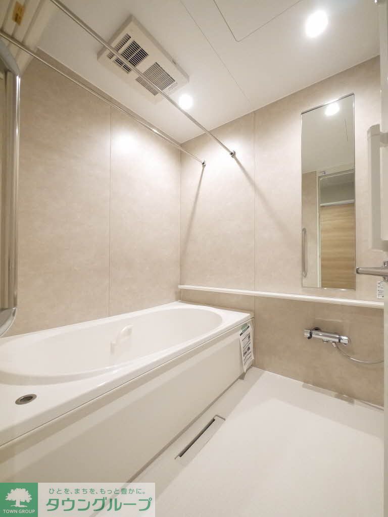 バス・シャワールーム　バスルーム