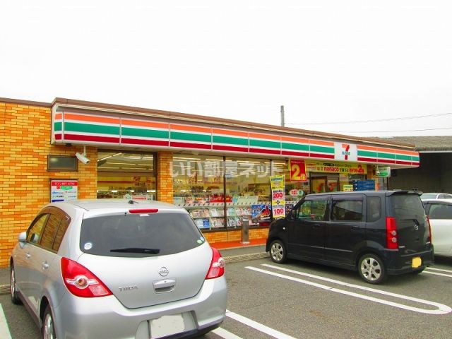 コンビニ　セブンイレブン 長門仙崎店（コンビニ）まで616m