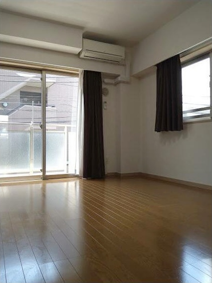 居室・リビング　開放感のあるゆったりとしたお部屋です♪