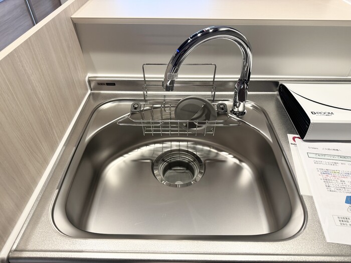 キッチン　タッチレス水栓