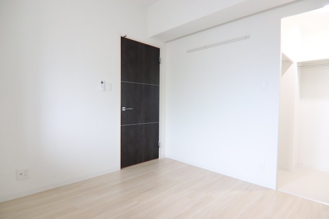 居室・リビング　※別号室の参考写真です※