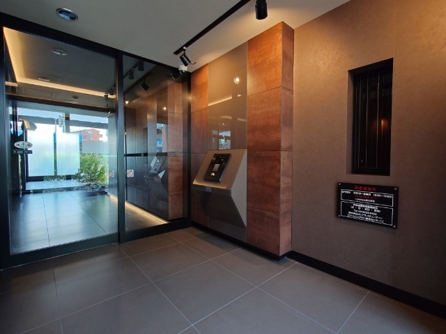 エントランス　モニター付きオートロック