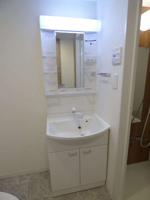 洗面設備　同タイプ