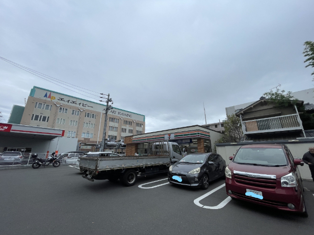 コンビニ　セブンイレブン静岡森下町店（コンビニ）まで434m