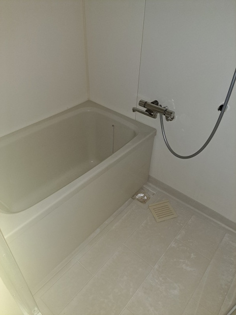 バス・シャワールーム　同物件別号室の写真です。