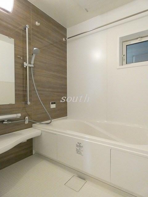 バス・シャワールーム　浴室乾燥機付きのお風呂♪