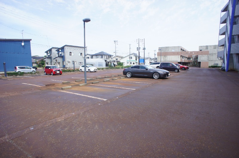 その他共有部分　タイヤ置き場