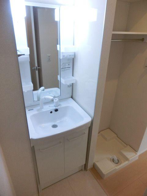 洗面設備　忙しい朝にシャンプードレッサーです
