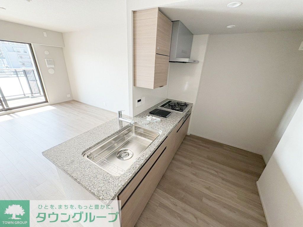 駐車場　バルコニー