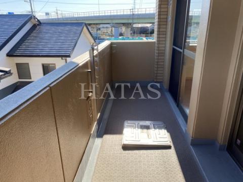 バルコニー　同物件別部屋です。間取り相違。