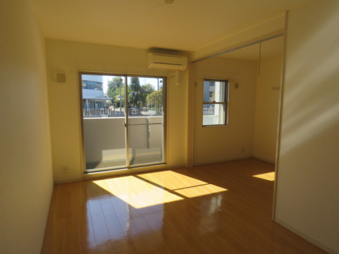 居室・リビング　こちらは反転タイプとなります