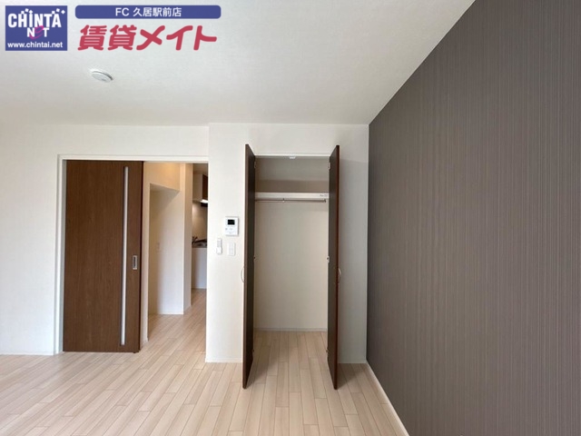 収納　同型参考写真